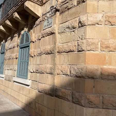 Parisio One Bedroom Maisonette In سليمة المظهر الخارجي الصورة